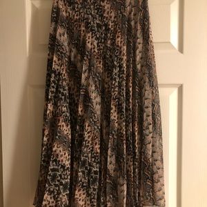 New “RD Style” midi skirt size XS